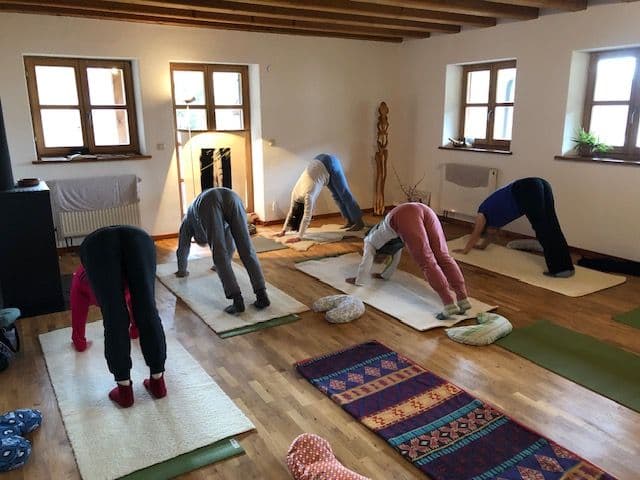 Yoga mit Bea im Wacholder